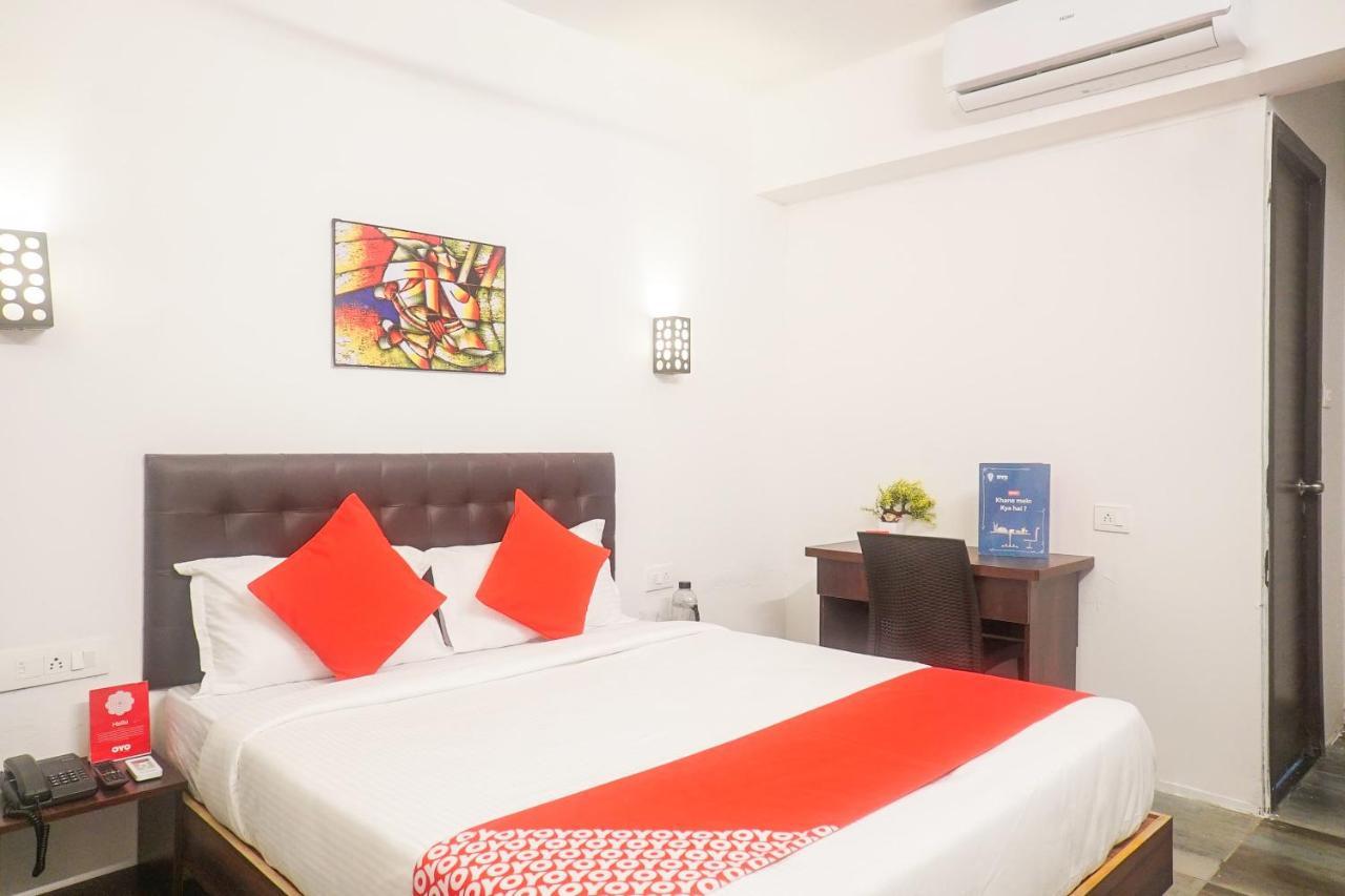 Hotel Oyo 13304 Divine Destination Pune Exterior foto