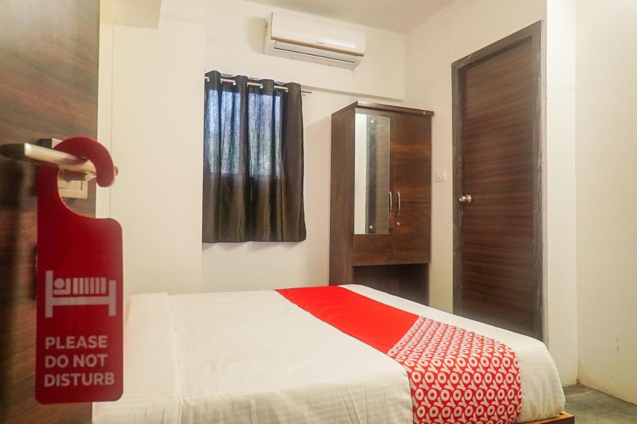 Hotel Oyo 13304 Divine Destination Pune Exterior foto